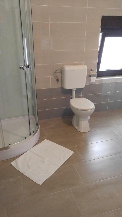 Apartmani Roberta Jurdani Esterno foto