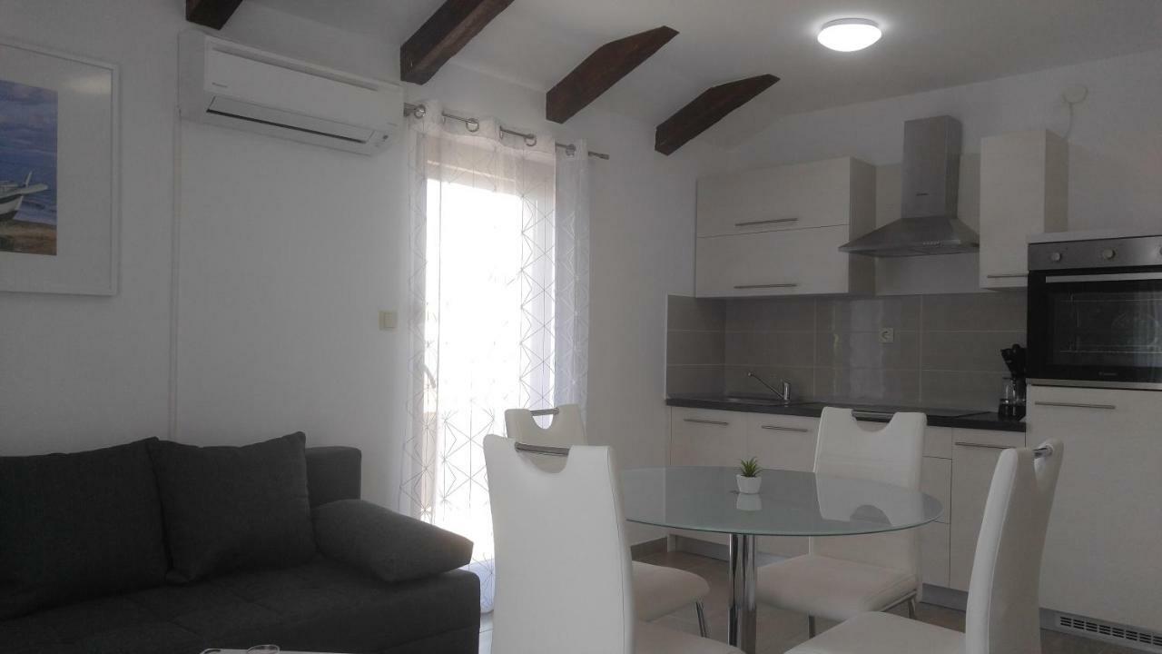 Apartmani Roberta Jurdani Esterno foto