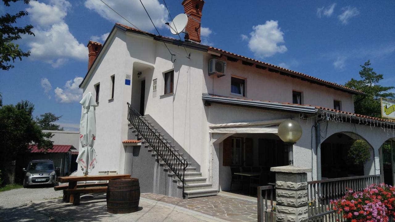 Apartmani Roberta Jurdani Esterno foto