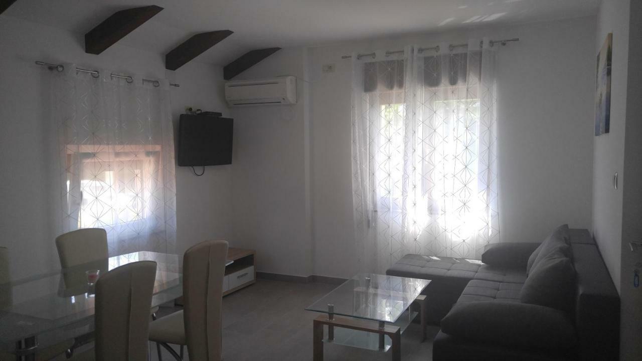 Apartmani Roberta Jurdani Esterno foto