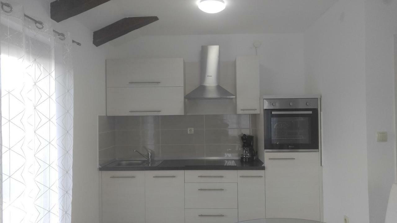Apartmani Roberta Jurdani Esterno foto